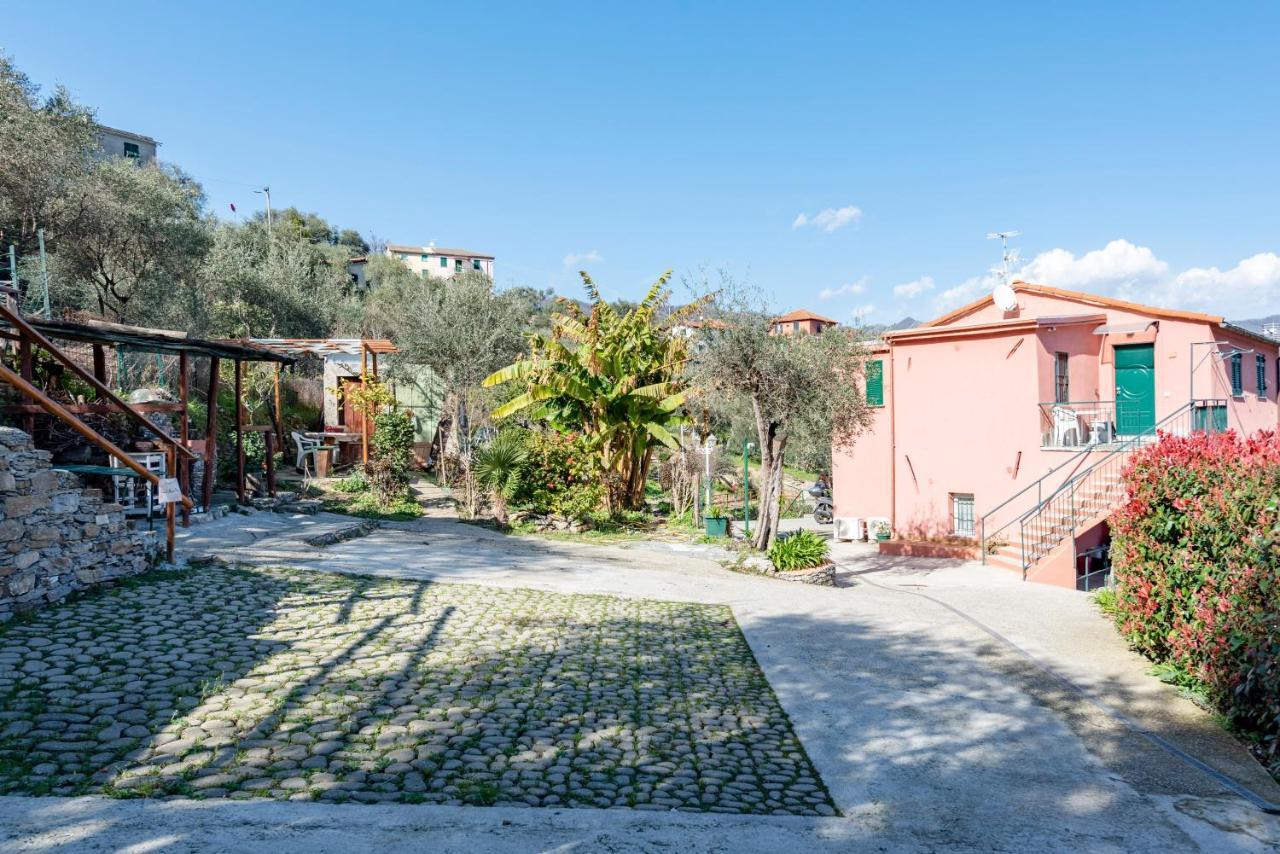 Alla Casa Rosa, Peaceful Apartment Surrounded By Greenery With Free Parking, Wifi & Air Conditioning راباللو المظهر الخارجي الصورة
