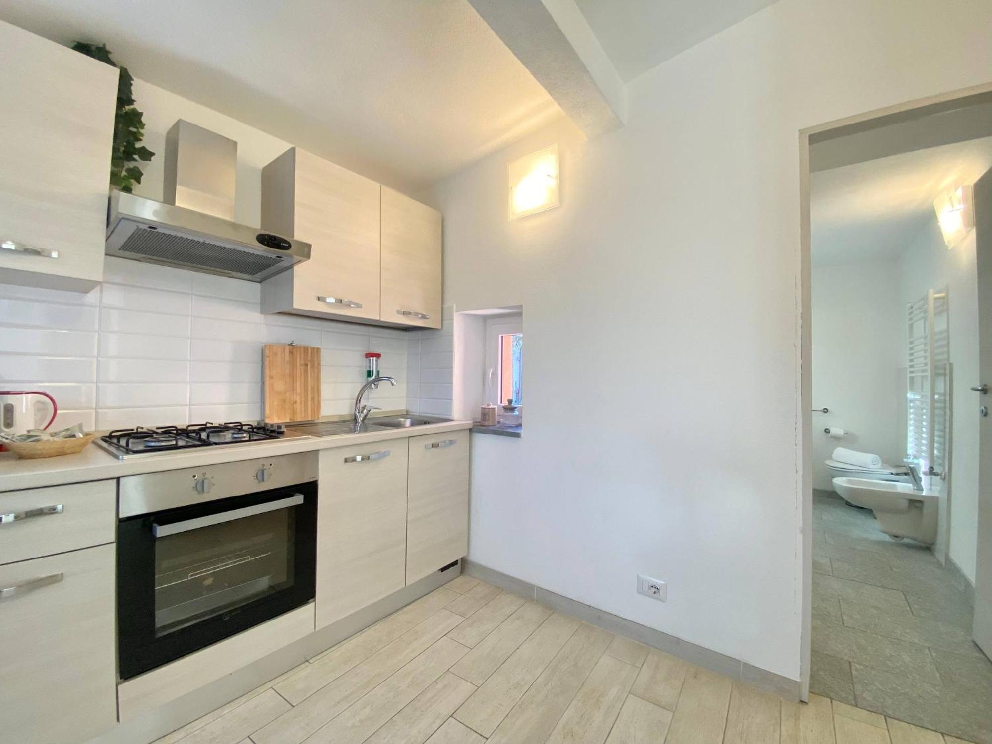 Alla Casa Rosa, Peaceful Apartment Surrounded By Greenery With Free Parking, Wifi & Air Conditioning راباللو المظهر الخارجي الصورة